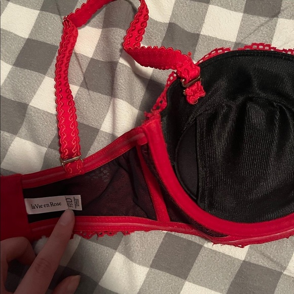 La Vie En Rose Red Lace Convertible Push Up Bra - Picture 3 of 3
